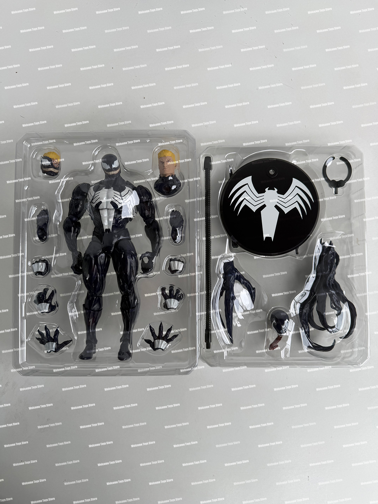 NEW Mess Toys Lethal Neighbor  - Model Kit Venom review and price